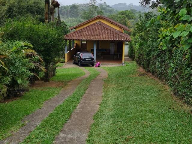 #1010-A - Chácara para Venda em Embu-Guaçu - SP