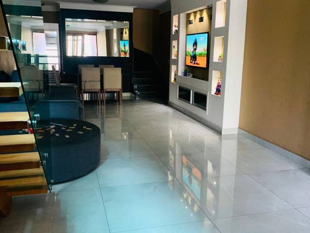 Casa para Venda em Taboão da Serra - 2