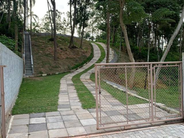 Terreno para Venda em Embu das Artes - 5